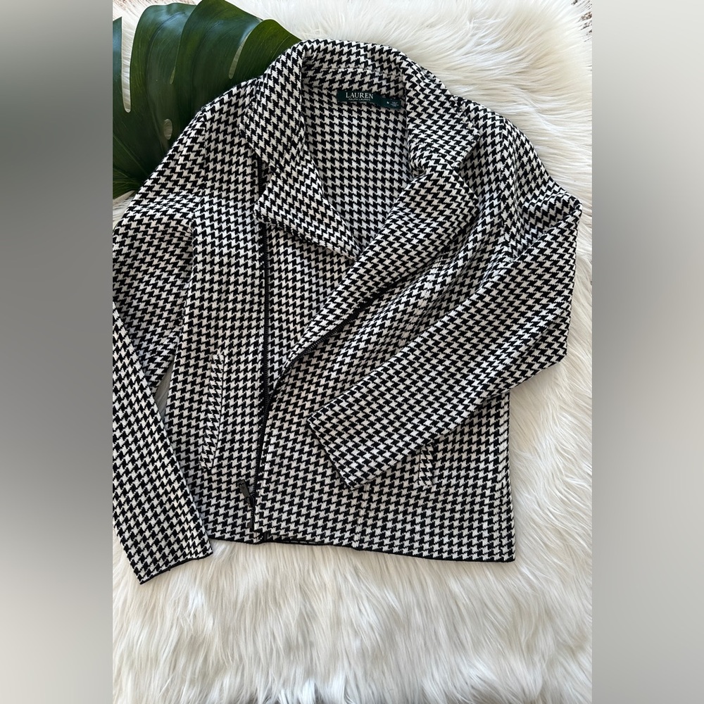 Chic Ralph Lauren Houndstooth Jacket